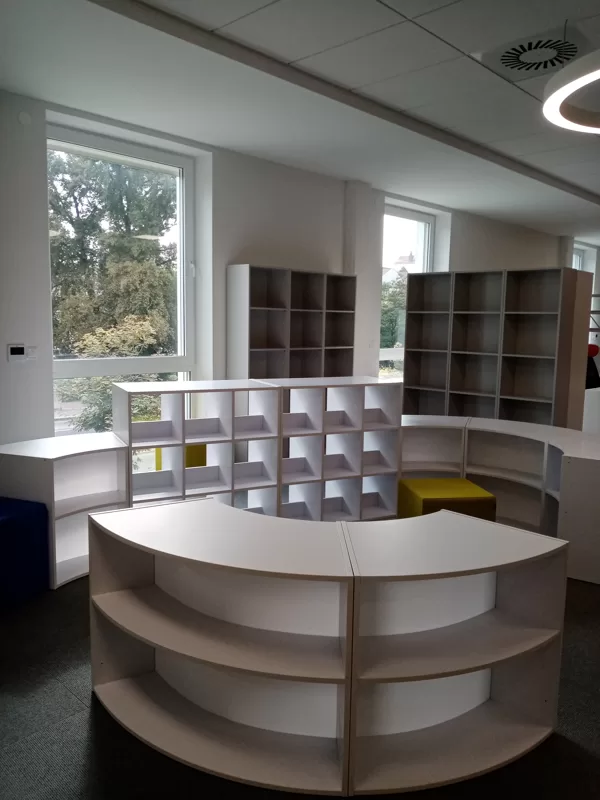BIBLIOTEKA